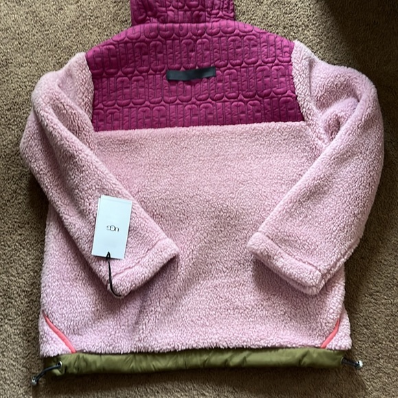 Ugg pullover jacket - Picture 12 of 14